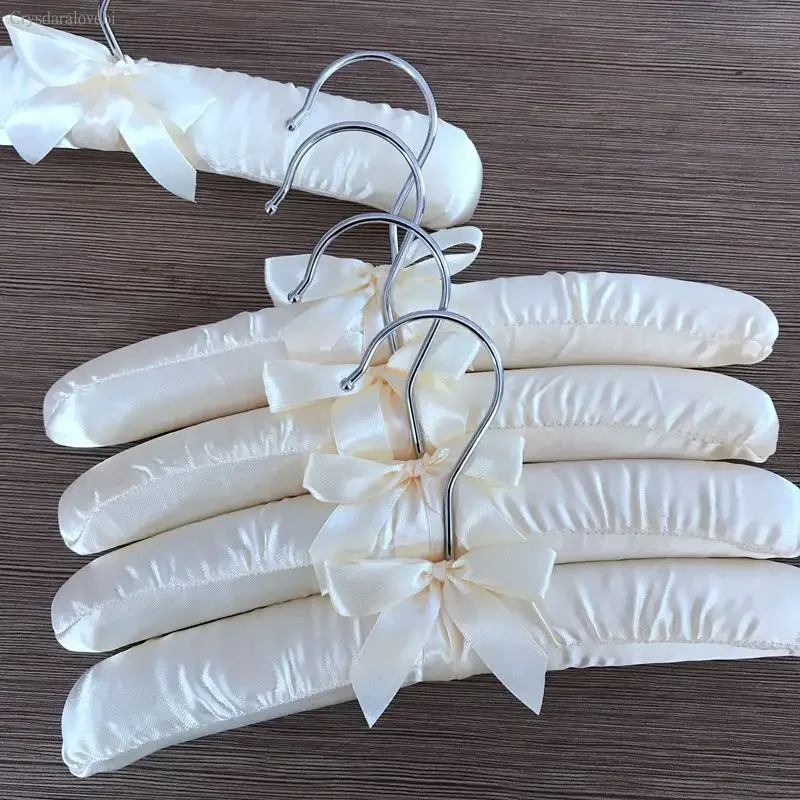 Cintres colorés pour vêtements - Baby Clothing Hangers avis et prix